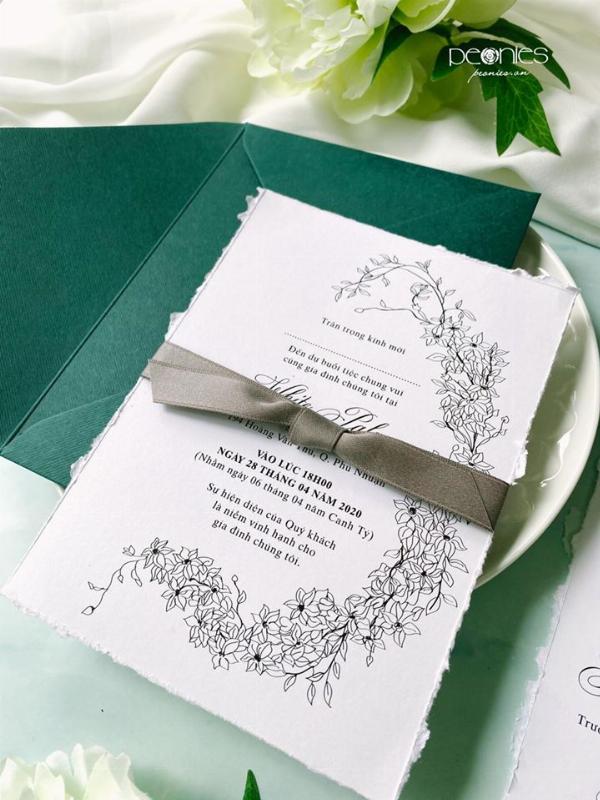 Thiết kế thiệp chúc mừng khai trương ép kim sang trọng